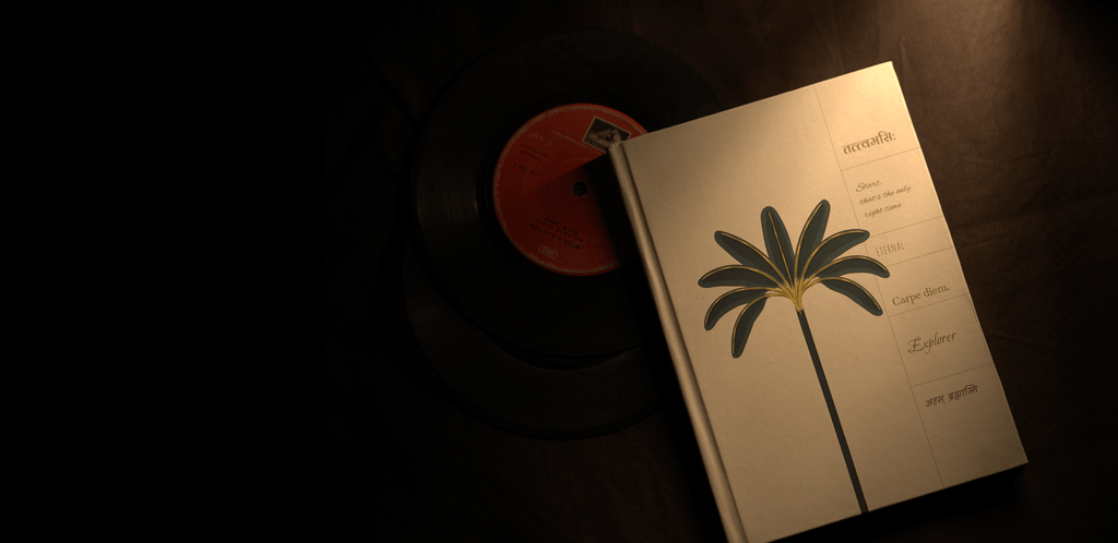 Tatvamasi – Glossy